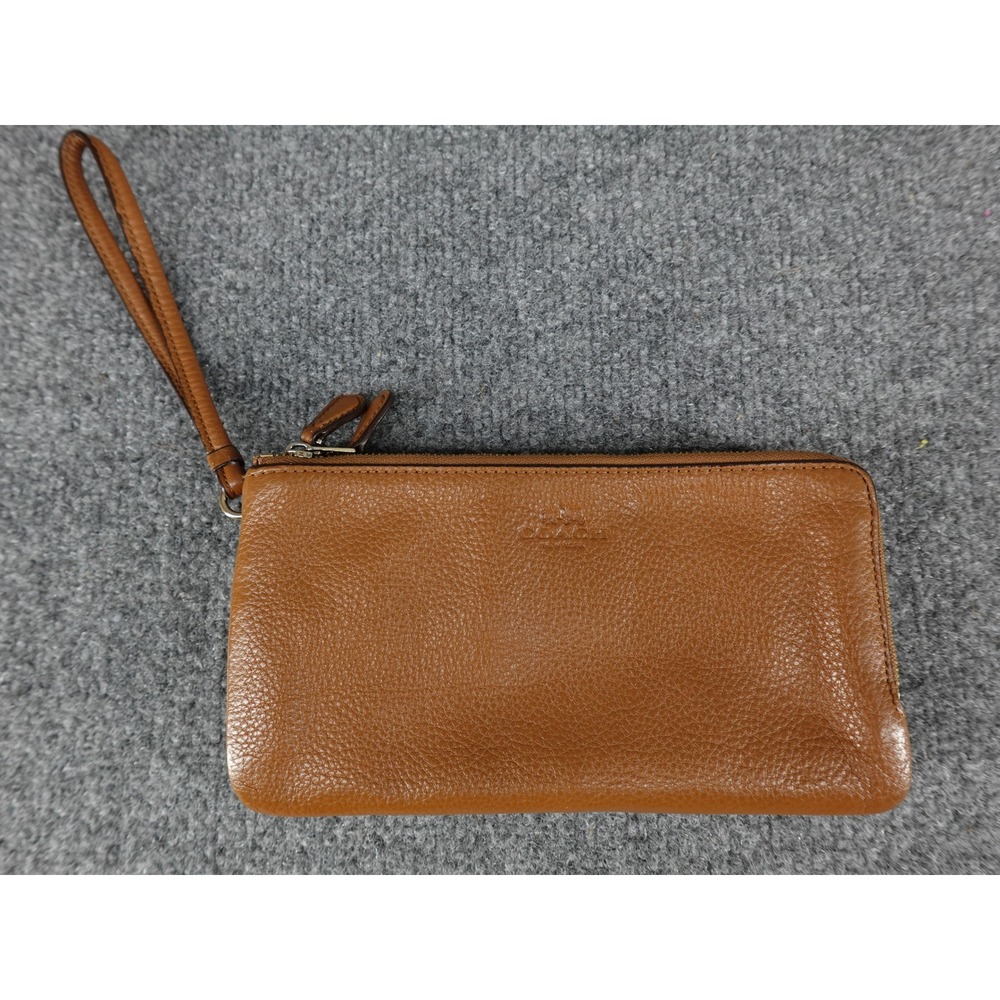 Coach Wristlet Womens Small Brown Pebbled Leather Zip Card Slots Organizer